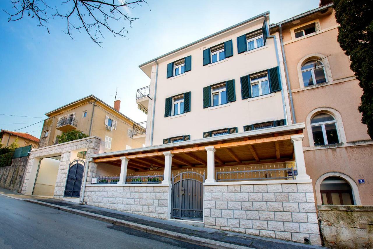 Apartments Dora Spalato Esterno foto